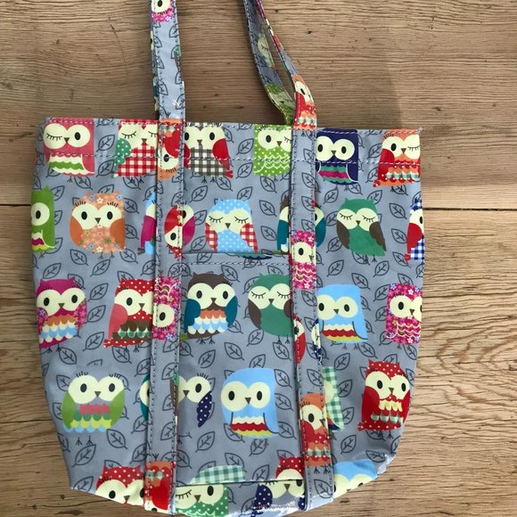 Owl Print Paperchase Vinyl Lunch Sack - Picture 3 of 14
